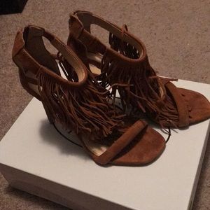 Sexy fringe sandals for spring / summer